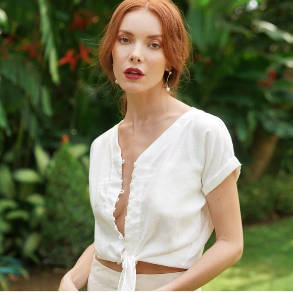 Wolf & Badger Tops - Wolf & Badger BrunnaCo LANA Handwoven Linen Knot Button Front Shirt in Off-White